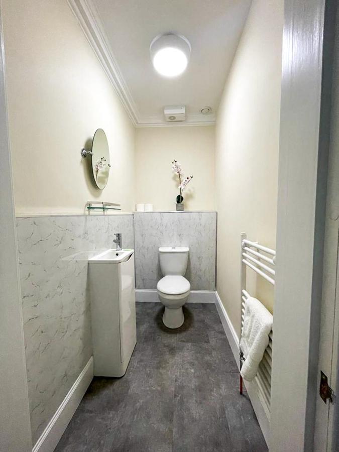 Remarkable 5Br Townhouse With Garden, Sleeps 12 EDI Exterior photo