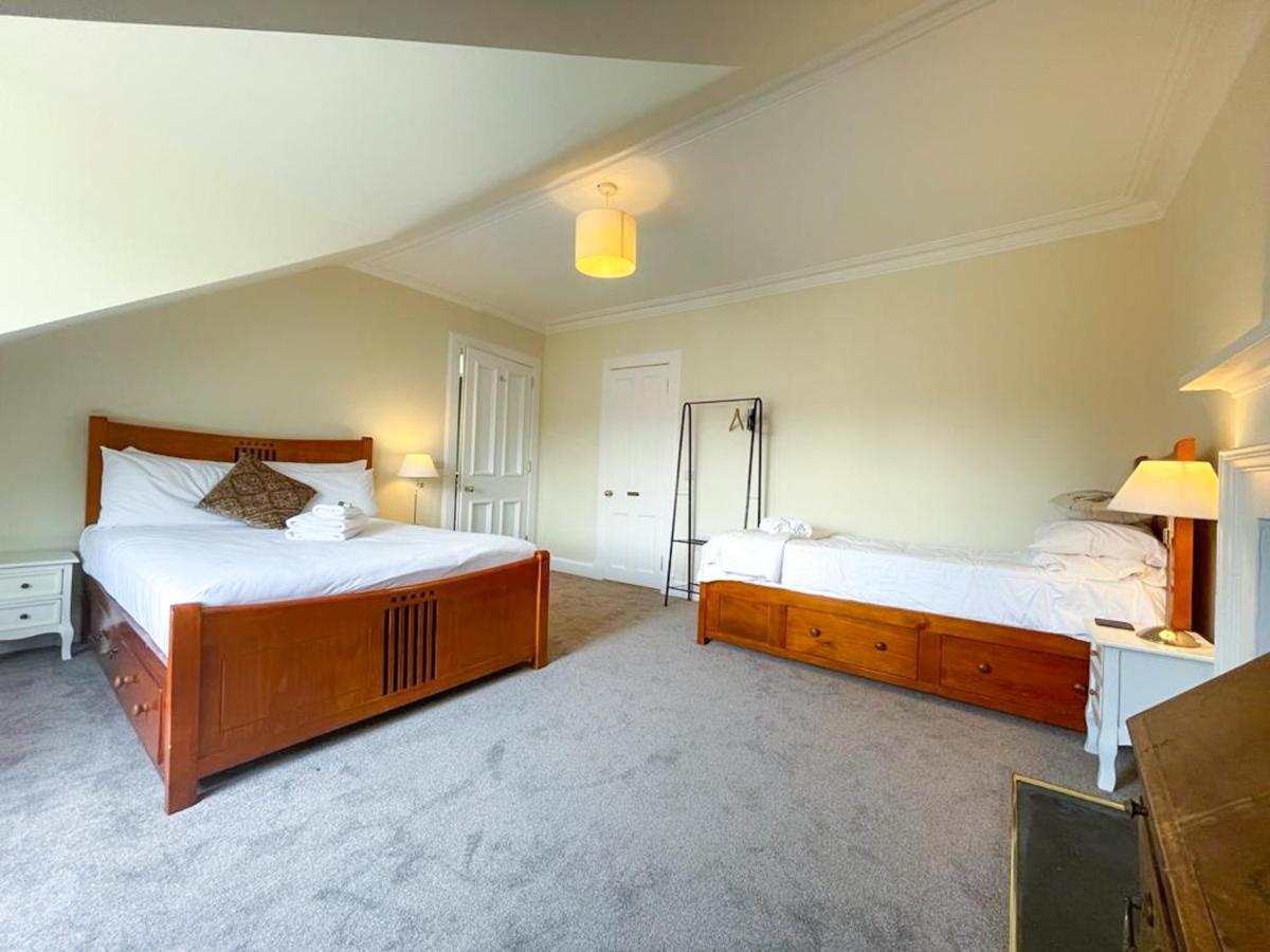 Remarkable 5Br Townhouse With Garden, Sleeps 12 EDI Exterior photo