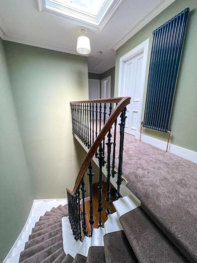 Remarkable 5Br Townhouse With Garden, Sleeps 12 EDI Exterior photo