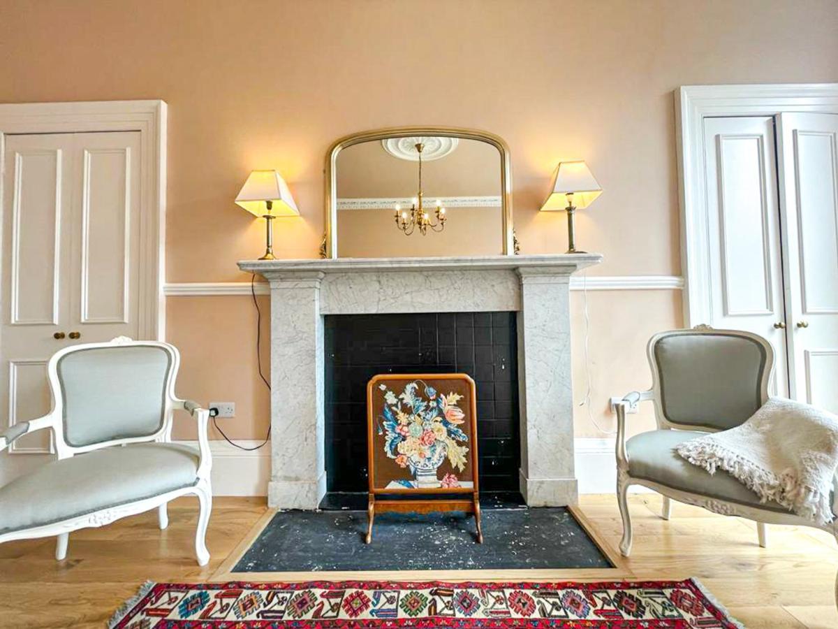 Remarkable 5Br Townhouse With Garden, Sleeps 12 EDI Exterior photo