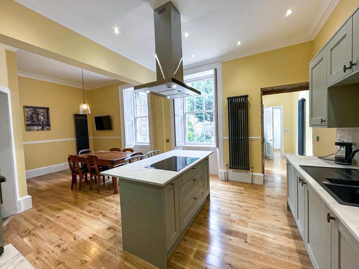 Remarkable 5Br Townhouse With Garden, Sleeps 12 EDI Exterior photo
